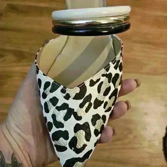 Mix No.6 animal print mule like shoe. Size 9. - Picture 3 of 7